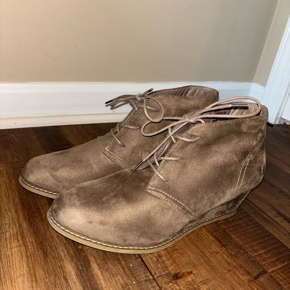 Bjorndal Women Rachel Wedge Heel Chukka Boot Brown Suede